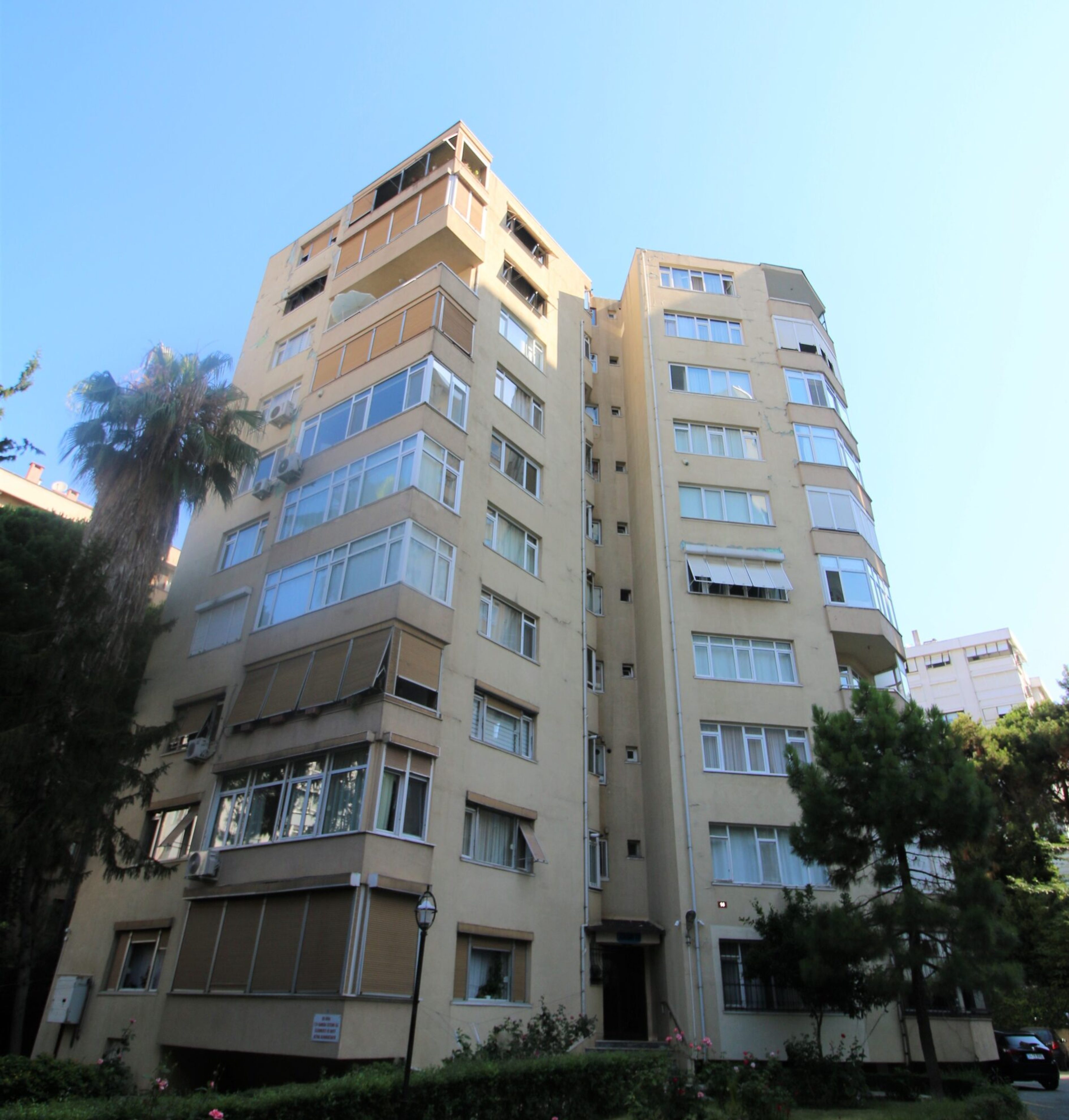 Atahan Apartmanı, Erenköy, Şevki Özengin Sokak, 1983