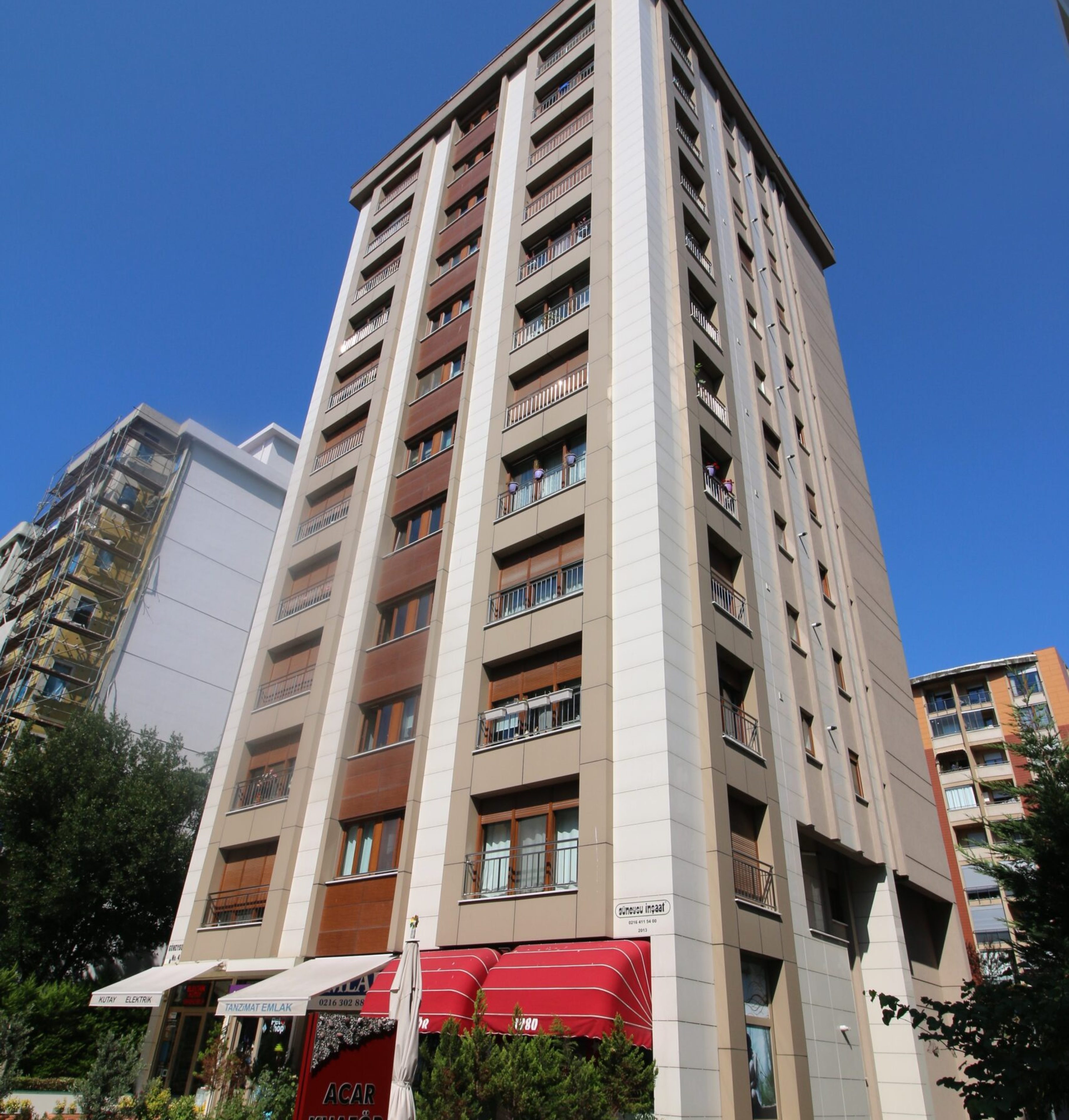 Güneysu Apartmanı, Göztepe, Tanzimat Sokak, 2012