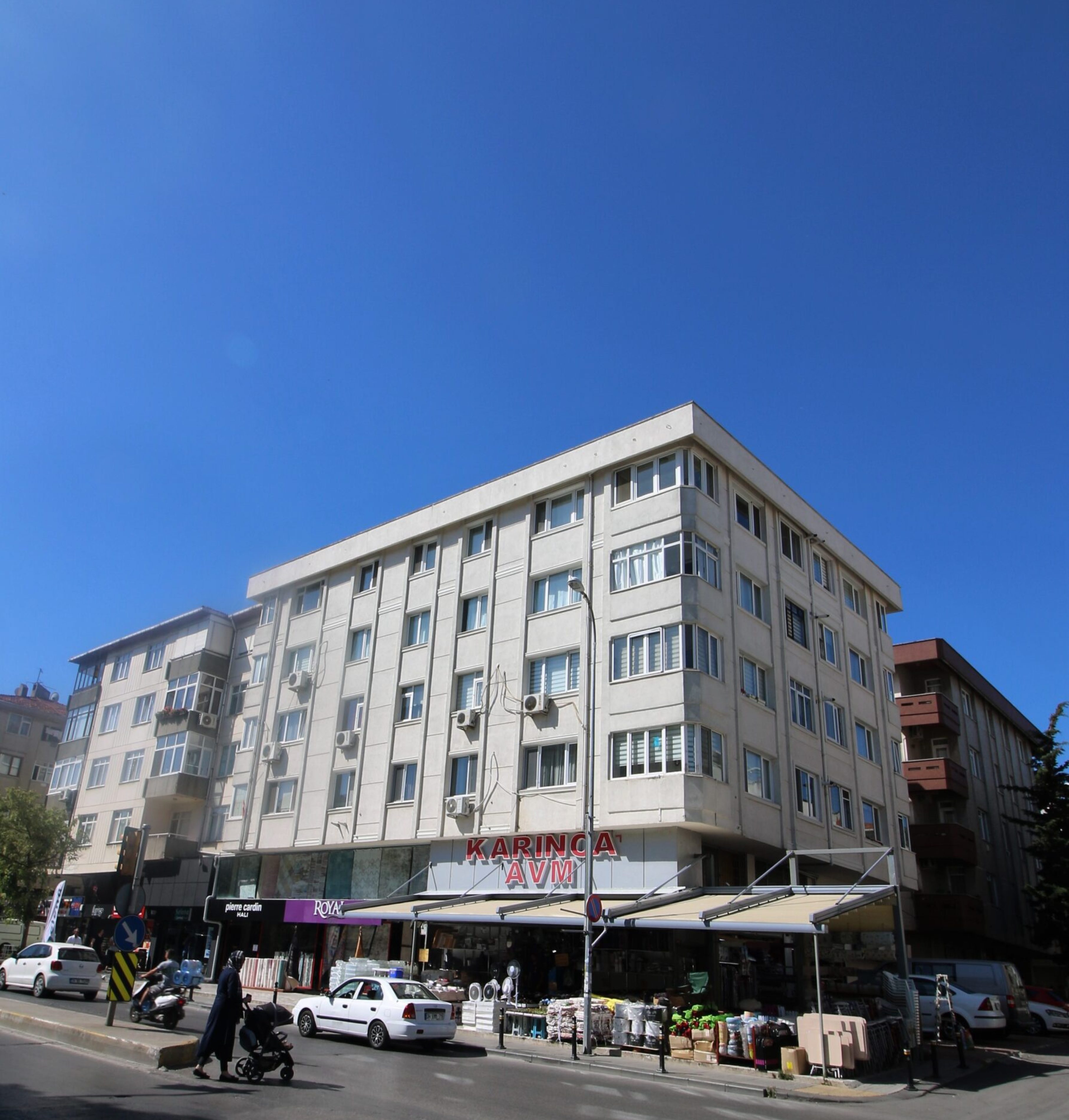 Güneysu Apartmanı, Küçükyalı, Bağdat Caddesi, 1990