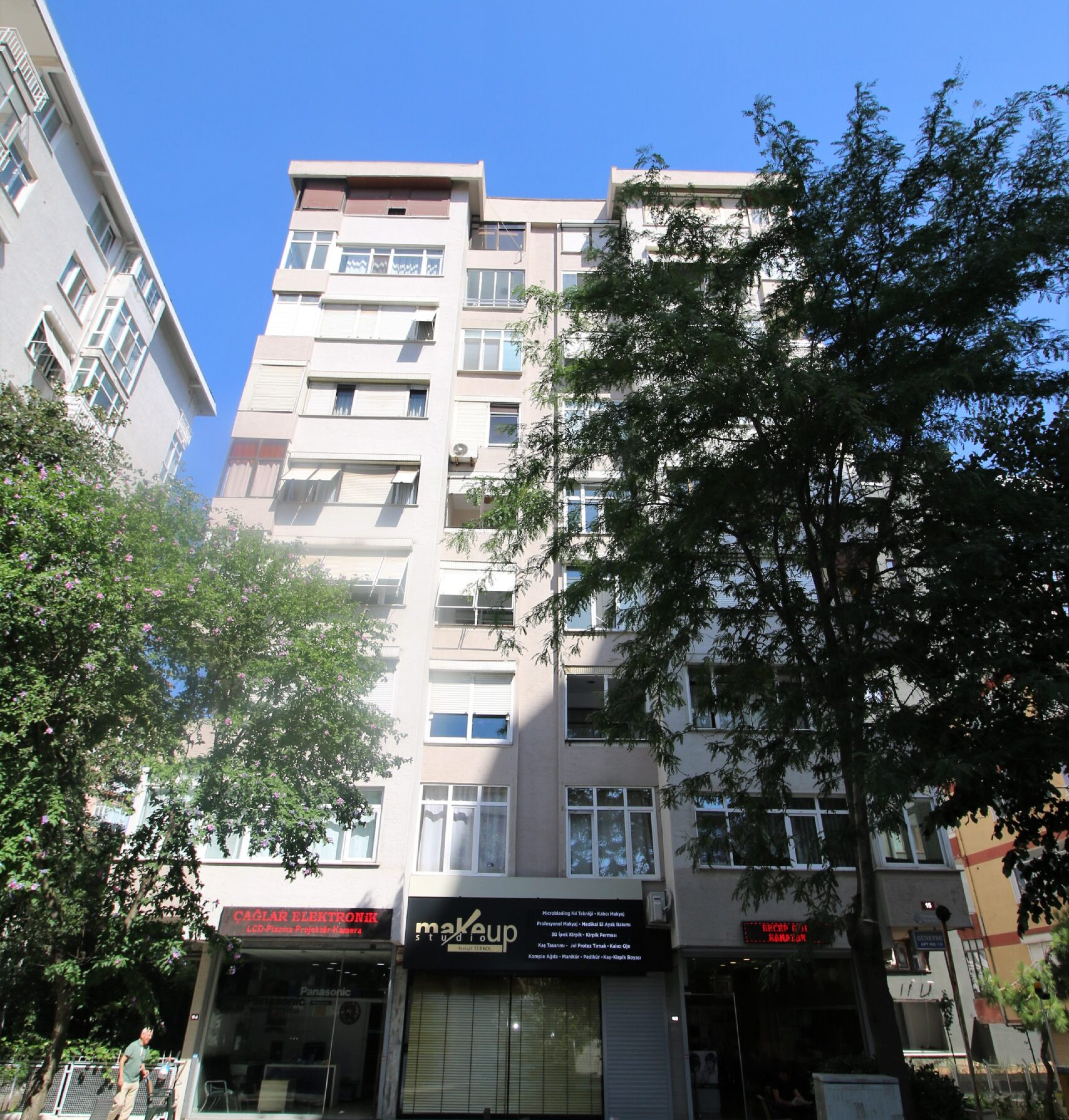 Güneysu Apt, Suadiye, Tonozlu Sokak, 1983