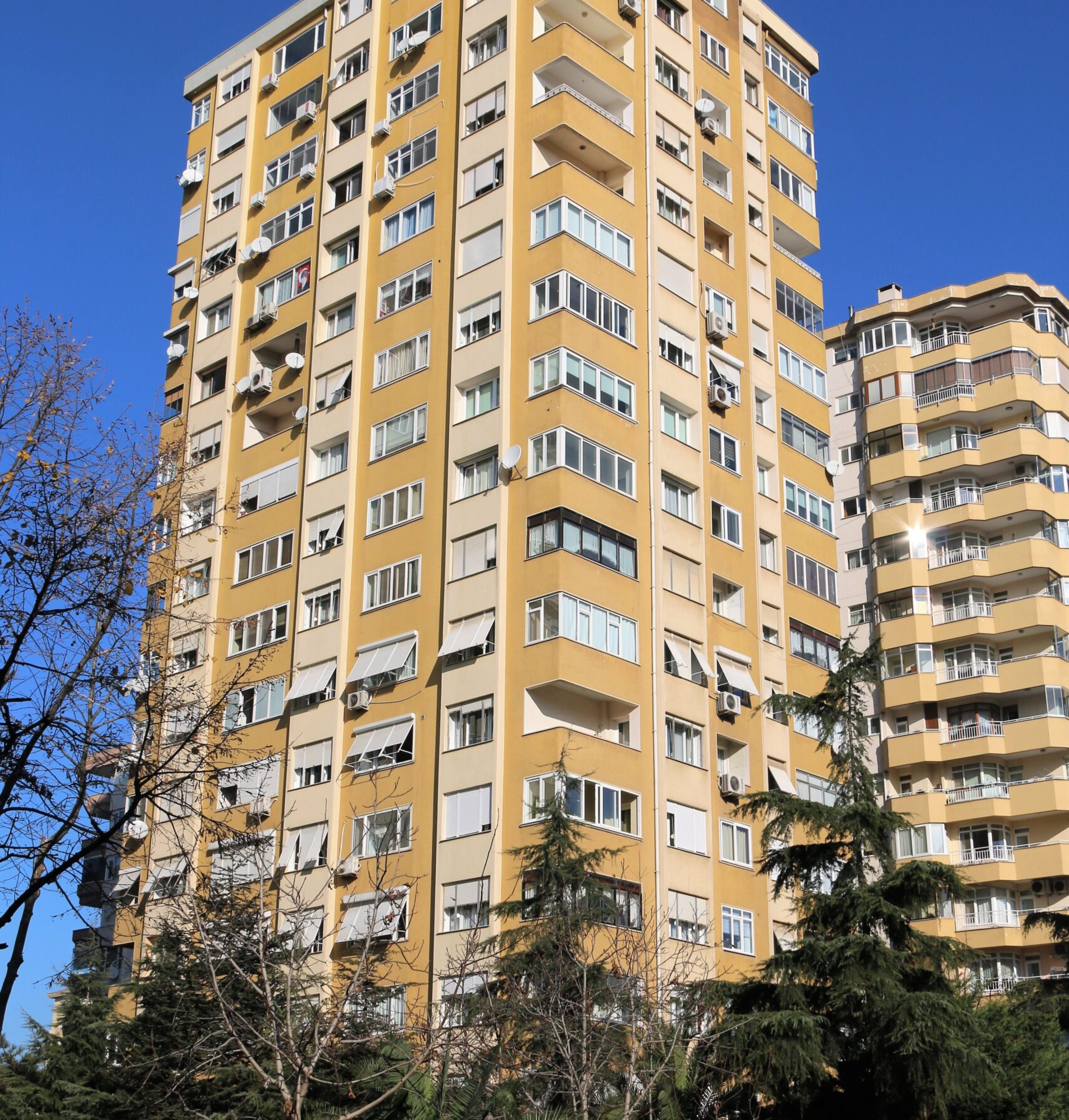 Güneysu Sitesi, Suadiye, Ulus Sokak, 1985
